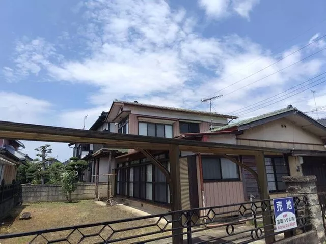 With carport! 5DK!