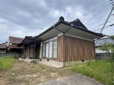 Namiko-cho, Gotsu-shi (Namiko station) Single story house, 2DK

Hago Station
