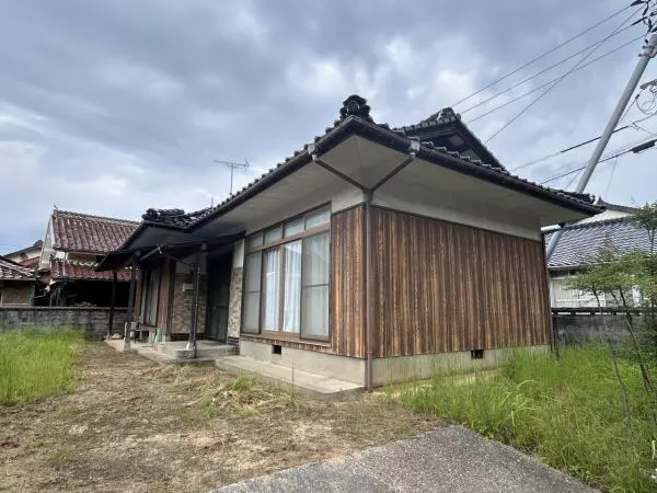 Namiko-cho, Gotsu-shi (Namiko station) Single story house, 2DK

Hago Station
