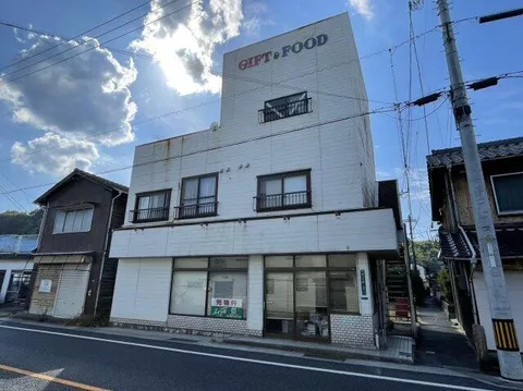 Iwakuni City Yuu Town Minami 2-chome (Yuu Station) 3-story 6DK