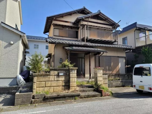 Hikone City, Nakayabu-cho (Hikone Station) 2-story building 5DK