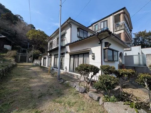 3.8 million yen, Toyooka (Bungo Toyooka Station)