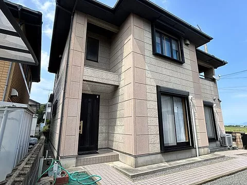 Used single-family home in Hamatakaya, Usa City