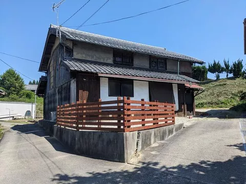 Koka City, Mizuguchi-cho Nakabata (Mizuguchi Matsuo Station) 2-story building 6SK