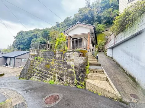 Kagoshima-city Shimoishiki 2-chome (Kagoshima Chuo Sta.) Single-story building, 2SDK

1,500,000 yen