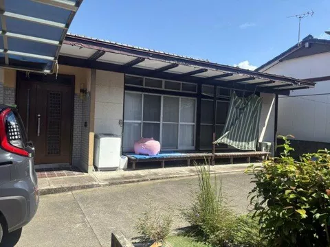 Omuta City, Ryukose Town (Nishitetsu Ginsui Station) Single-story building 4DK