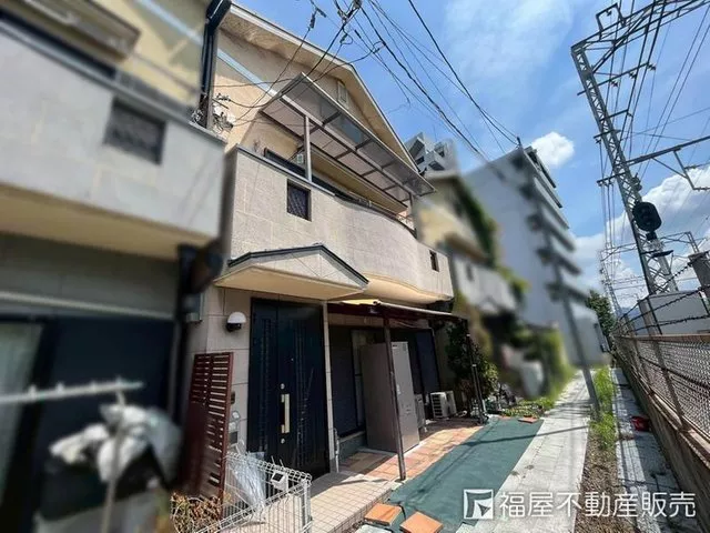 ☆3-story wooden building☆3LDK☆☆South-facing☆Good sunlight☆
