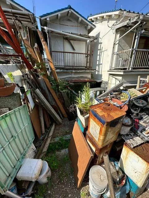 3-chome, Yamate, Tarumi-ku, Kobe (Higashi-Tarumizu Sta.) 2F 3DK

2,000,000 yen