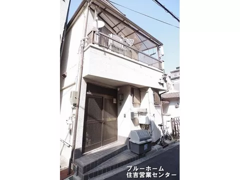 Full sunlight! South-facing! Many rooms! Rich surrounding environment! Front road! Separate bath and toilet!