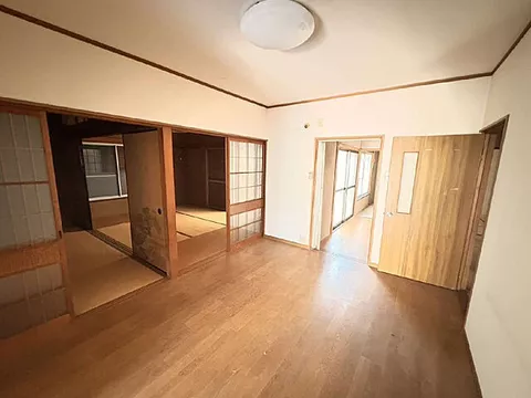 Used single-family home Komatsushima City Obayashi Town Used house - Image 2