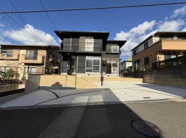 Hannan City Midorigaoka 3-chome (Izumi Tottori Station) 2-story 5LDK