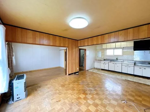【Viewing Event Held】【Exterior and Parking Renovated】【Current Sale Until July 19】