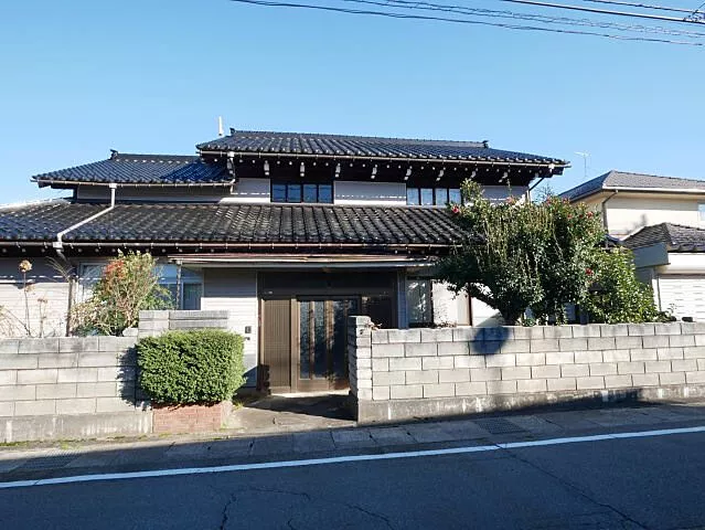 Used single-family home, JR Takayama Main Line, Higashi-Yao Station, 3.9 km