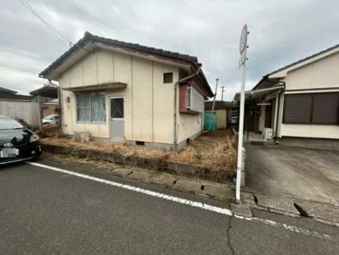 Satsuma-gun Satsuma-cho Yuda (Kamikawauchi Station) Single-story building 4DK