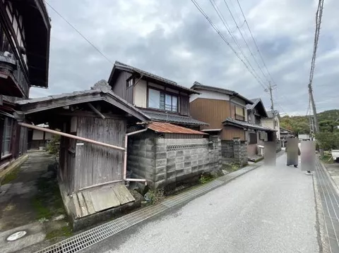 Sawayamacho, Hikone city （Toriihon station） 2F 5K

2.8 million yen