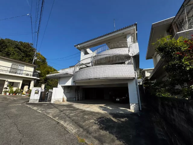 Shikokuchuo City, Kawanoe Town (Kawanoe Station) 3-story 7DK