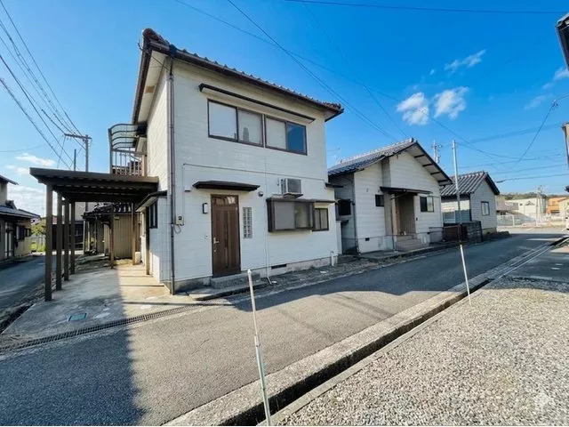 【Used Houses by Pacific】This is a two-family house in a quiet residential area!