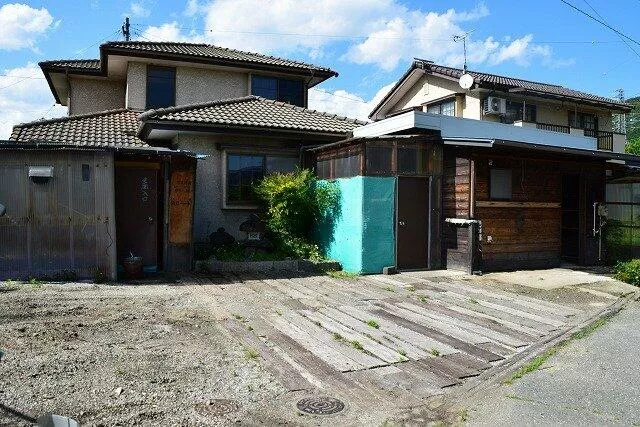 Kamiina District, Minowa Town, Oaza Higashi Minowa (Sawa Station) 2-story 6SDK