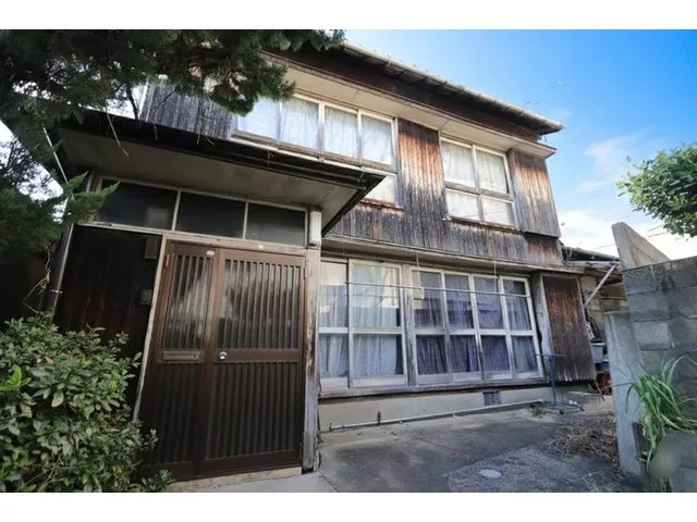 Close to the national road × Convenient for living! A location where commercial facilities are within walking distance♪