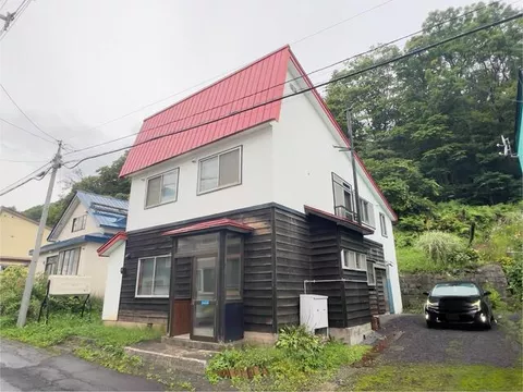 2-story building, 6LDK, 2 Chome Tenjin, Otaru City (Minami Otaru Station)