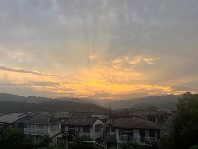Great view! Overlooking the town from a hill, you can see from the Okumusashi mountain range to Bukozan!