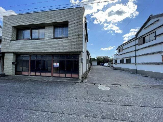 Kōnan City, Akaoka Town (Akaoka Station) 2-story 7DK
