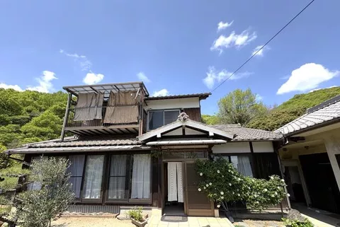 Asakuchi City, Yorishima Town (Satosho Station) 2-story building 6LDK