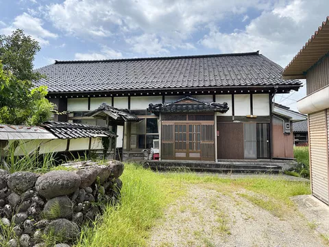 Nakaniikawa District, Funahashi Village, Bokushoji (Echuu Funahashi Station), 2-story, 12LDK