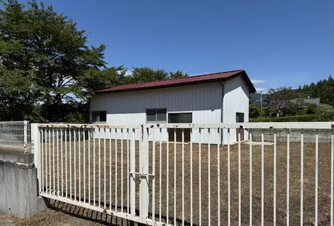 Tamura City, Tokawa Town, Nishimuki, Ishi no Tsubo (Iwaki Tokawa Station) Single-story building, one room