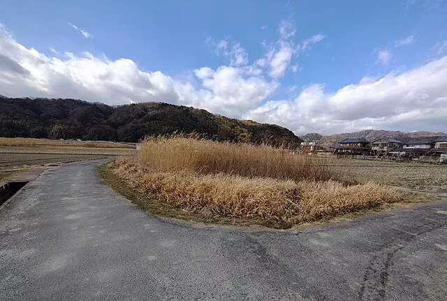 Used single-family home, JR Kansai Main Line Kamo Station, 19 minutes on foot