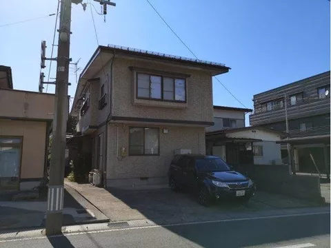 Price revision? 5 minutes on foot from JR Zao Station, spacious 7LDK layout suitable for two families, all rooms 6