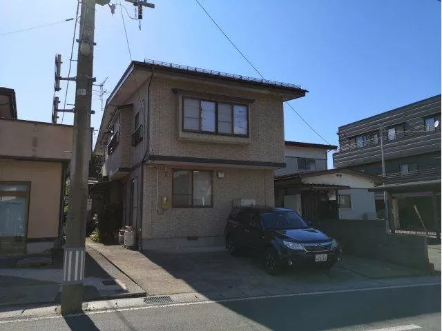 Price revision? 5 minutes on foot from JR Zao Station, spacious 7LDK layout suitable for two families, all rooms 6