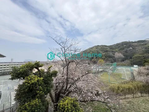 Yokosuka City, Bahoricho 4-chome (Bahorikaigan Station) 3-story building 3DK