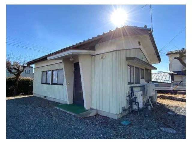 Yamatera (Ina-Kita Station) 12 million yen