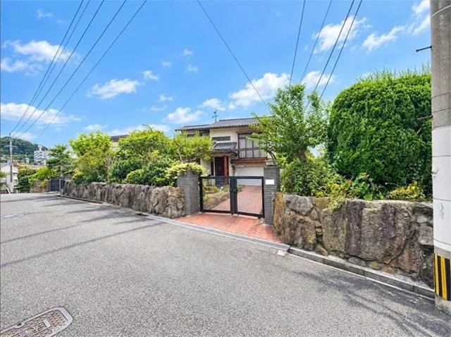Kitakyushu City Wakamatsu Ward Sakata Town (Wakamatsu Station) 2-story 5LDK
