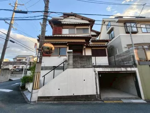 Jomachi (Kujō Station) 4.8 million yen