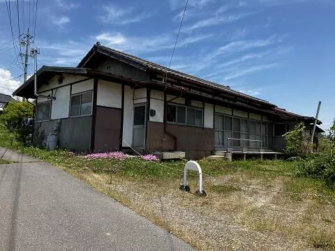 Shigeno Ko, Komoro City, 1 story, 8DK (Shigeno Station)
