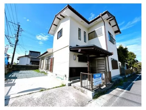 [Open House] [Interior and exterior renovation completed] [New water area replacement completed] [Exterior painting completed]