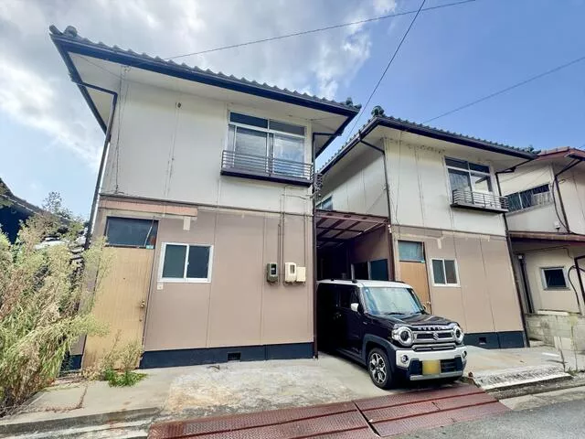 Kurashiki City, Kojima Karakoto 3-chome (Kaminocho Station) 2-story building 8DK