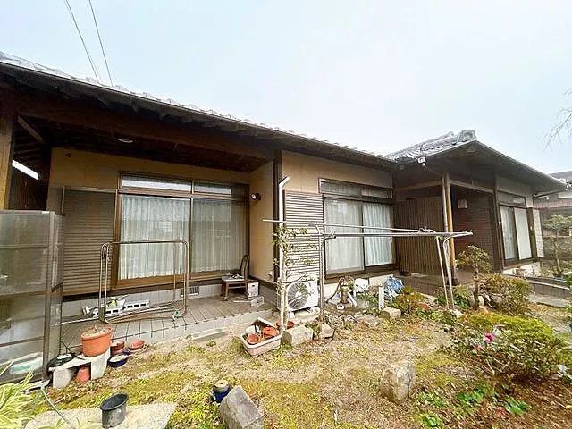 Used single-family home in Taku City, Taku Town