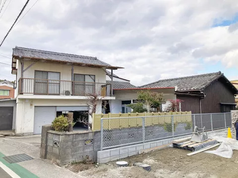 Kitsuki City, Oaza Kitsuki Kitahama (Kitsuki Station) 2-story 7SK
