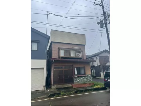 Monthly repayment amount is less than 10,000 yen! This property is near the sacred site of Golden Kamuy, close to the Shirakabe Barracks!