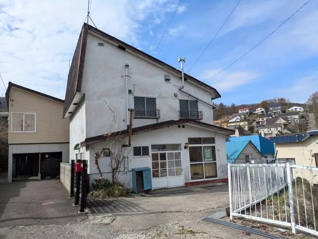 2-story building, 5SLDK, 2-chome Akaiwa, Otaru City (Otaru Station)