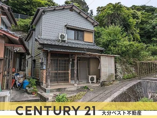 Used single-family home, Usuki City, Mochizuki, used house (2 buildings)