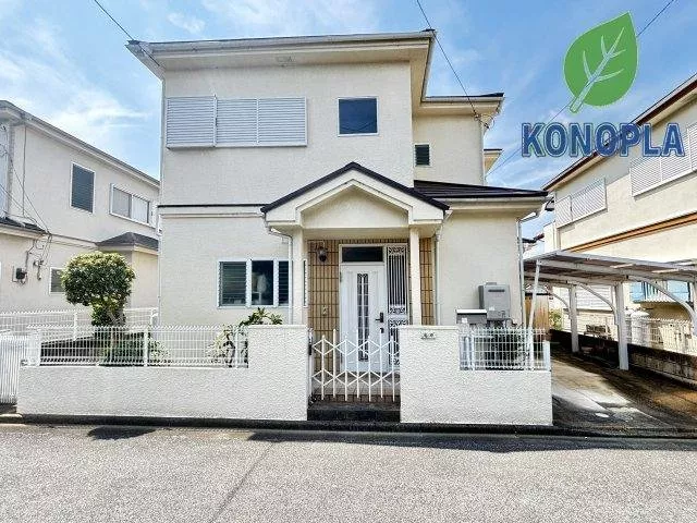 About a 15-minute walk to Kagonohara Station ☆ About 2 minutes by car on National Route 17 ■ About 12 minutes by car to Jobu IC ■ Open ceiling