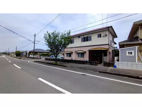 Oaza Kamie 9.8 million yen