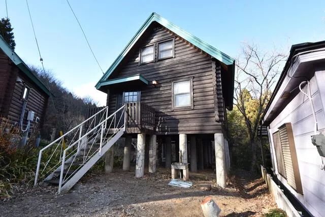 Chichibu-gun, Higashichichibu-mura, Oaza Ouchisawa, 2F 2DK

3,900,000 yen