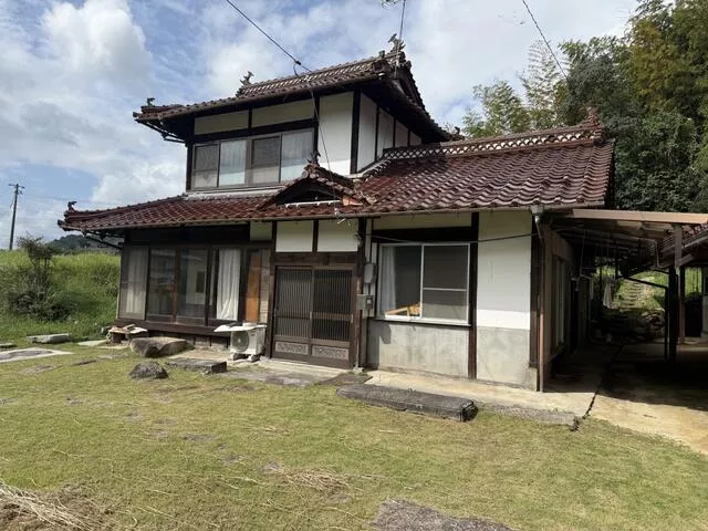 Akitakata City, Koda Town, Shimokobara (Yoshidaguchi Station) 2-story 3LDK