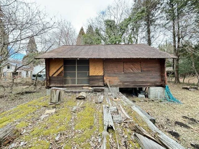 Takamori Town, Aso District, Oaza Iromi (Minami Aso Shirakawa Suigen Station) Single-story building, one room