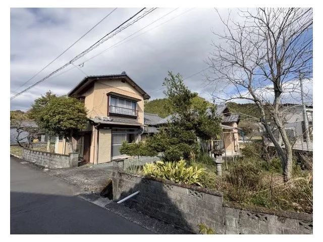 [Okabe Town, Fujieda City, Uchitani] Confident in the number of rooms. Can live with a single-story feel.